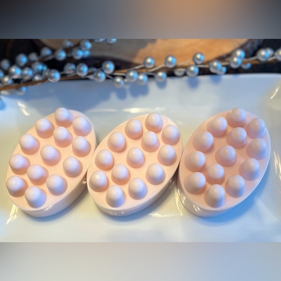 Black Raspberry Vanilla Massage Bar - Handmade Soap - Picture 1 of 2
